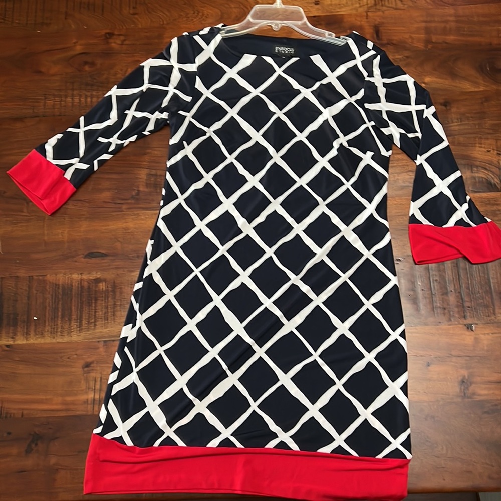 Women’s spring / summer dress.